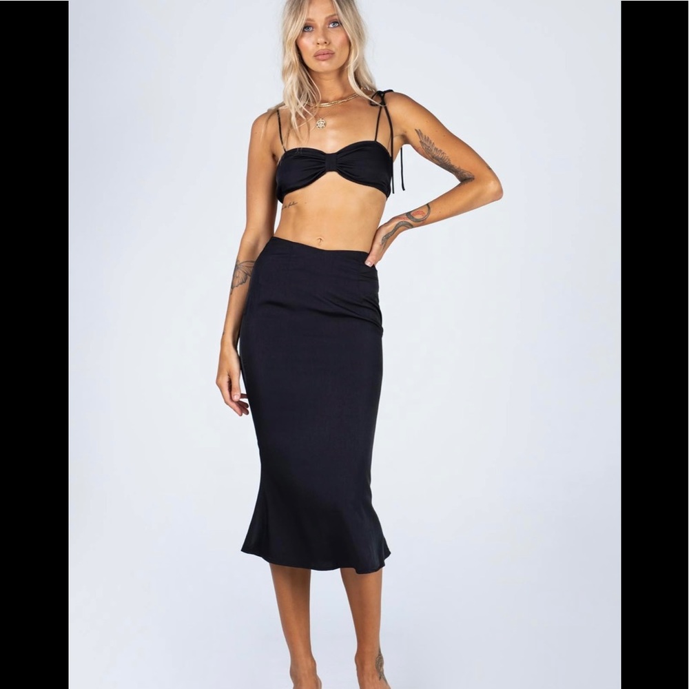 THE AVA SET BLACK